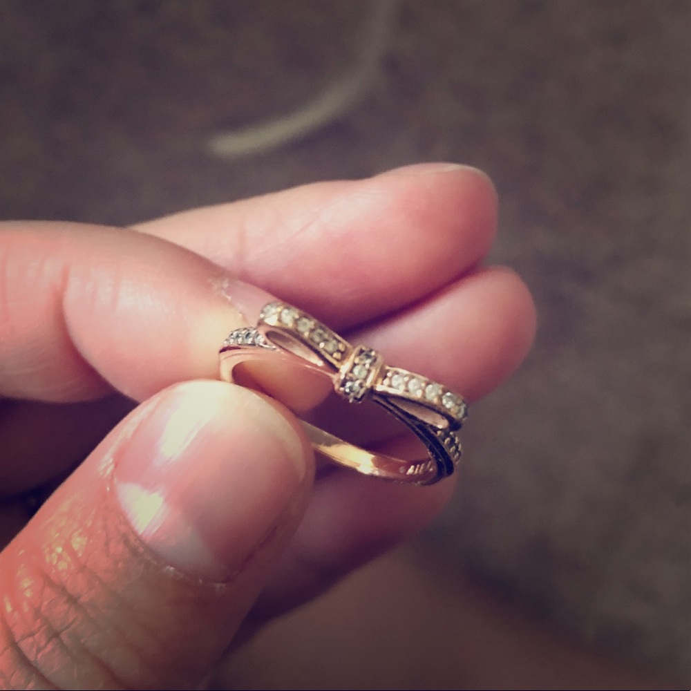 Pandora ring